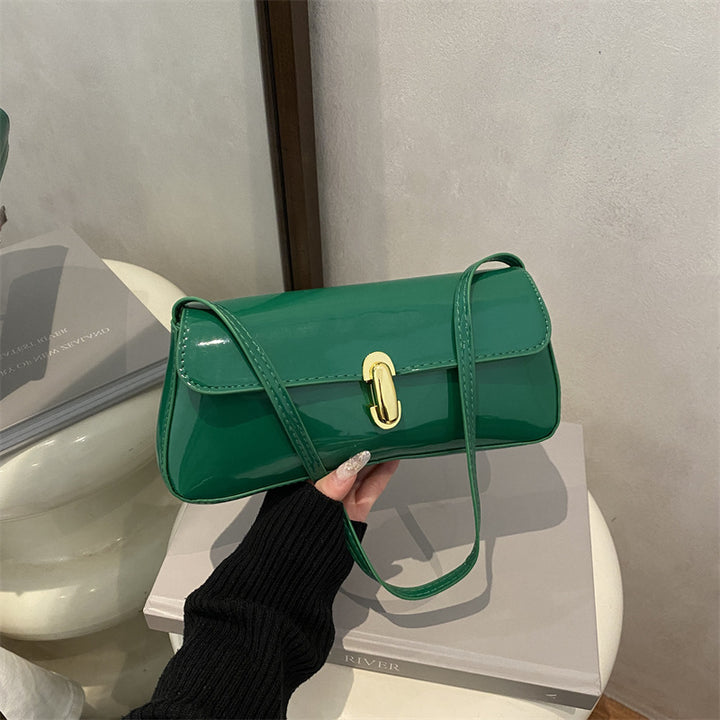 Damen elegante Umhängetasche mit luxuriösem Hochglanzdesign und praktischen Tragegriffen Nord Taschen