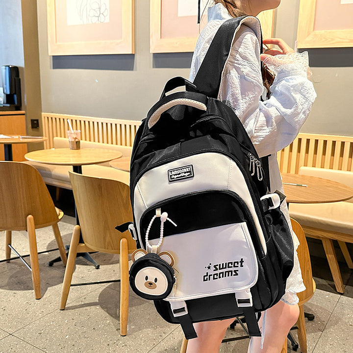 Damen Rucksack mit vielseitigem Fächersystem und charmantem Plüschanhänger Nord Taschen