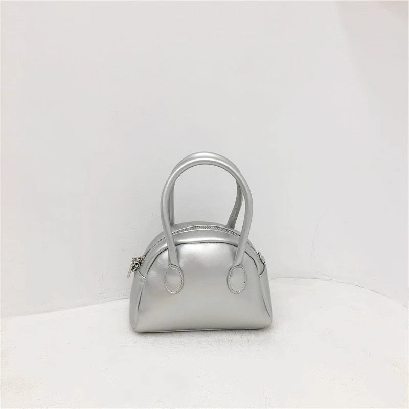 Damen Handtasche mit abnehmbarem Schultergurt und elegantem Design Nord Taschen