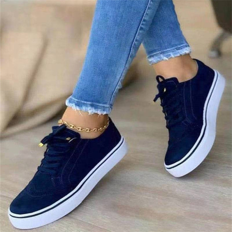 Damen Sneaker im eleganten Design mit klassischer Brogue-Detailierung