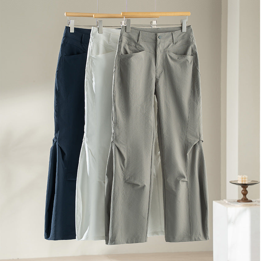 Damen Weite High‑Waist-Hose mit eingesetztem Beinschlitz und markanten Eingrifftaschen Nord Taschen
