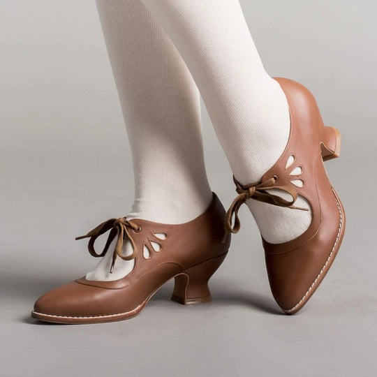 Damen elegante und komfortable Tanzschuhe mit nostalgischem Design und niedriger Absatzhöhe