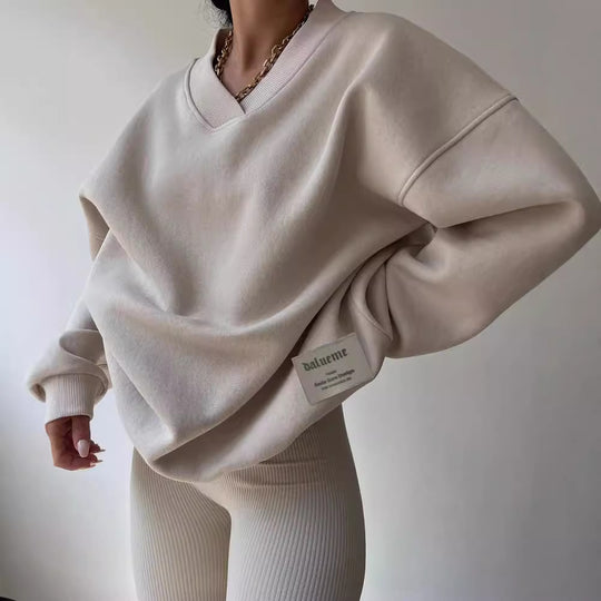 Damen Oversized Sweatshirt mit V-Ausschnitt und geripptem Kragen Nord Taschen