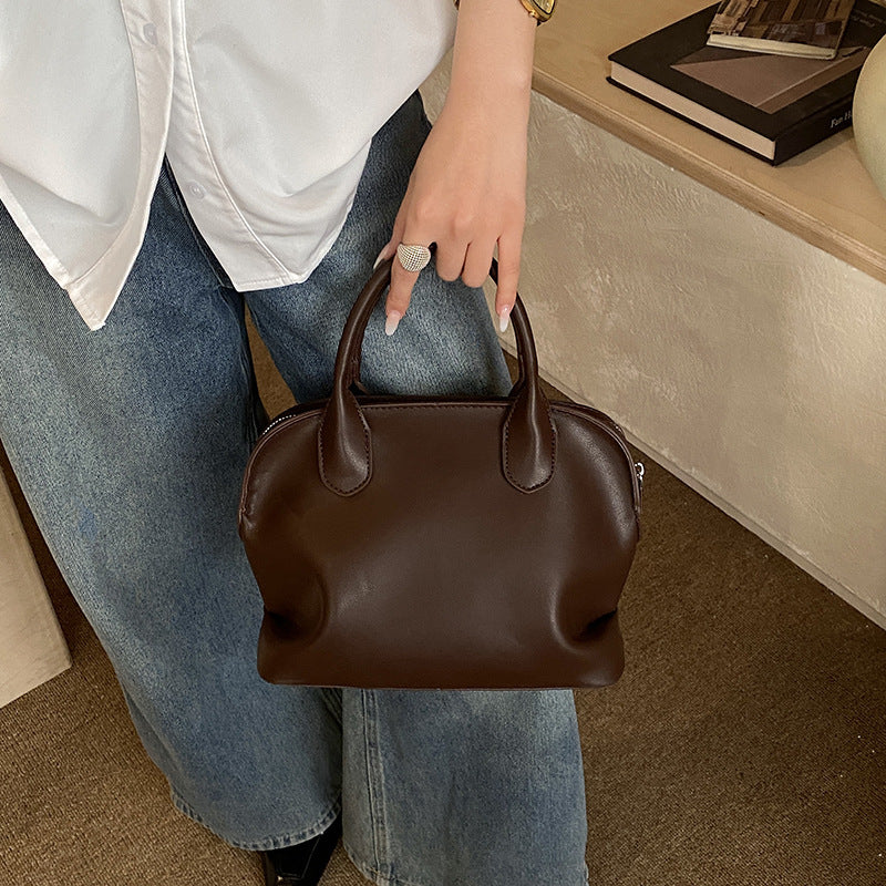 Damenhandtasche aus geschmeidigem Kunstleder, mit verstellbarem Schulterriemen und elegantem Design Nord Taschen