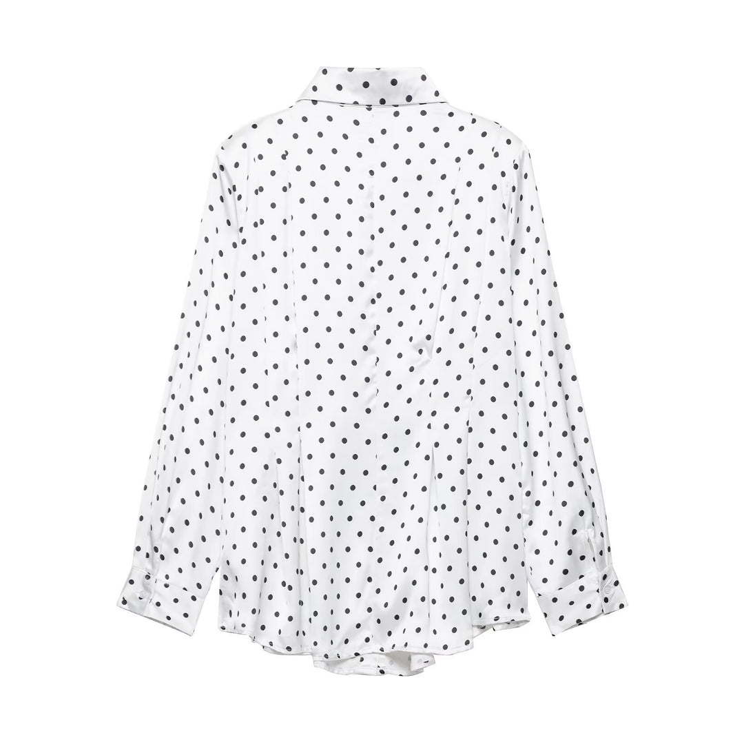 Damen Satinbluse mit übergroßem spitzen Hemdkragen, Faltenpartie und Pünktchen-Print Nord Taschen