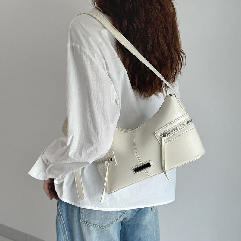 Damen modische Schultertasche aus glänzendem Kunstleder mit praktischen Reißverschlusstaschen Nord Taschen