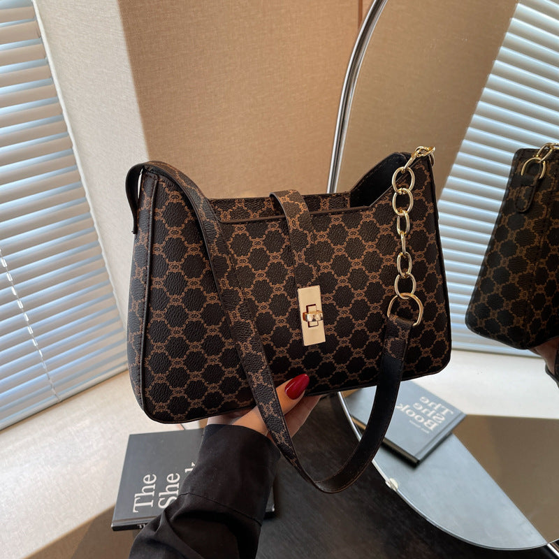 Damen Designer Umhängetasche mit exklusivem Kettenverschluss Nord Taschen