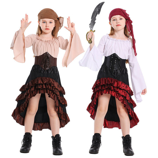Mädchen Piratenkostüm mit schwingendem Rock und detailverliebtem Oberteil Nord Taschen