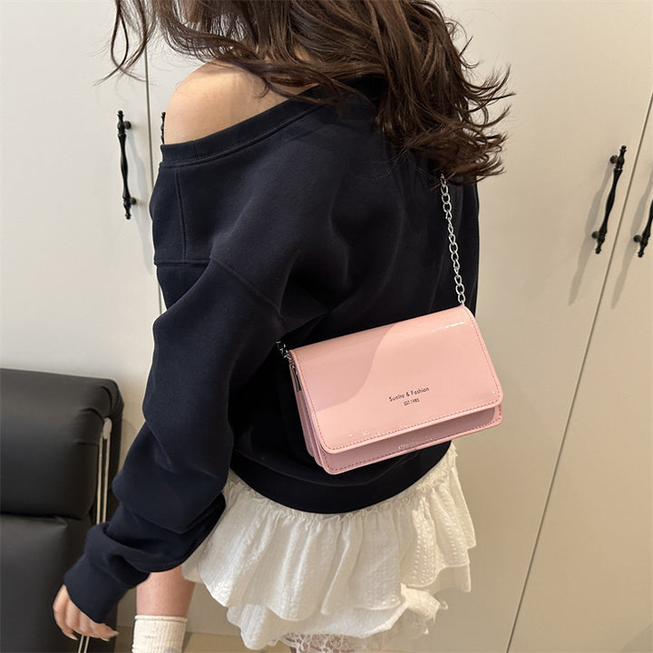 Damen elegante Umhängetasche mit Kettendesign Nord Taschen