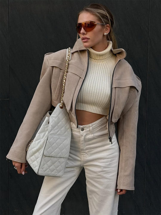 Damen Kurzblouson aus Veloursleder‑Optik mit Oversize‑Schulter und verdecktem Reißverschluss Nord Taschen