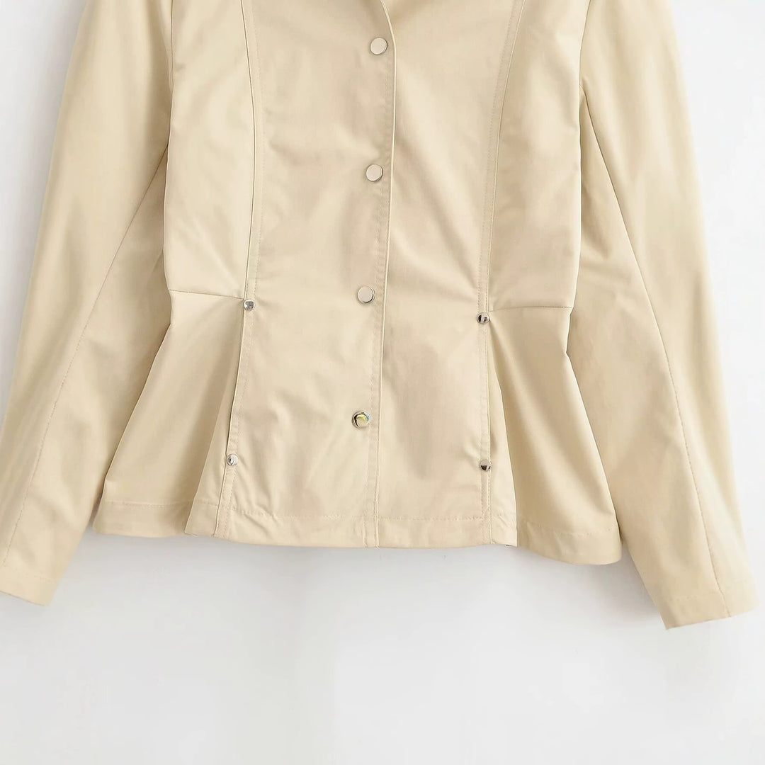 Damen Taillierte leichte Übergangsjacke mit Kontrastkragen und Druckknopfleiste Nord Taschen