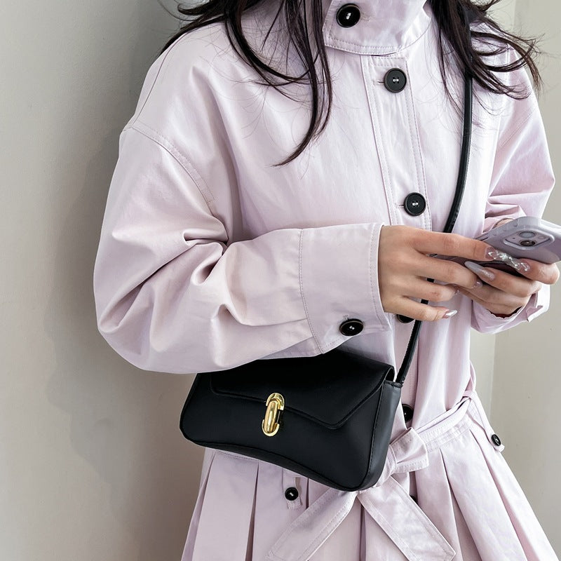 Damen Umhängetasche mit elegantem Klappverschluss Nord Taschen
