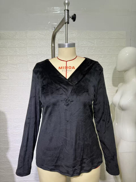 Damen Velours-Longsleeve mit überlappendem V-Ausschnitt und femininer Drapierung Nord Taschen