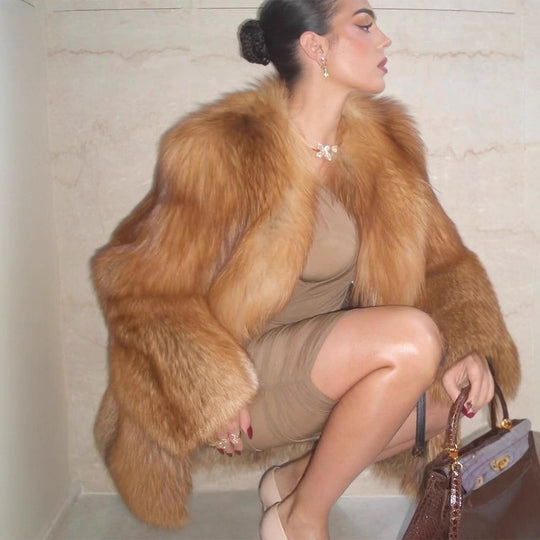 Damen Kurzer Plüsch-Fauxfur-Mantel mit kastiger Silhouette und voluminösem Schalkragen Nord Taschen