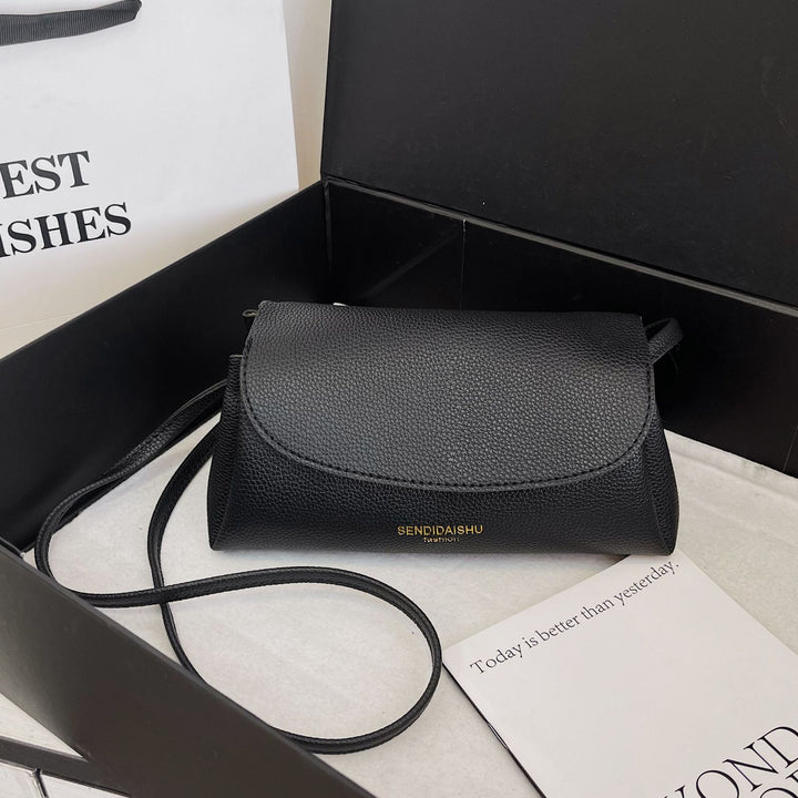 Damen Umhängetasche mit elegantem Klappverschluss Nord Taschen