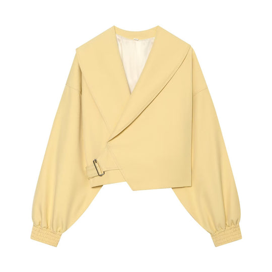 Damen Kurze Wickeljacke mit weitem Schalkragen, taillierendem Schnallenband und Ballonärmeln Nord Taschen