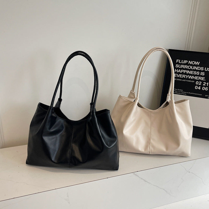 Damen Hobo-Tasche aus geschmeidigem Kunstleder mit elegantem Faltendesign Nord Taschen 1784088805