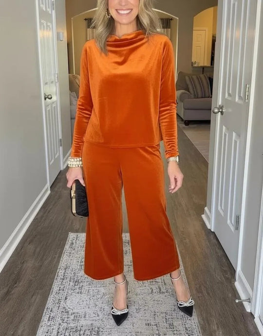 Damen Elegantes Samt-Zweiteiler mit Wasserfallkragen und weiter Culotte-Hose Nord Taschen