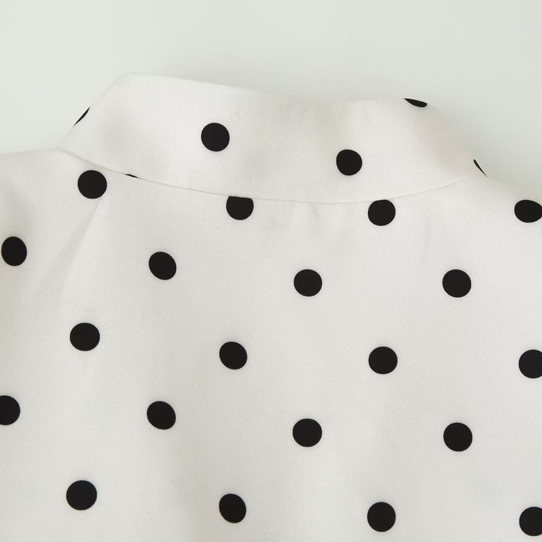 Damen Gepunktete Bluse mit Stehkragen, Puffärmeln und Peplum-Saum Nord Taschen