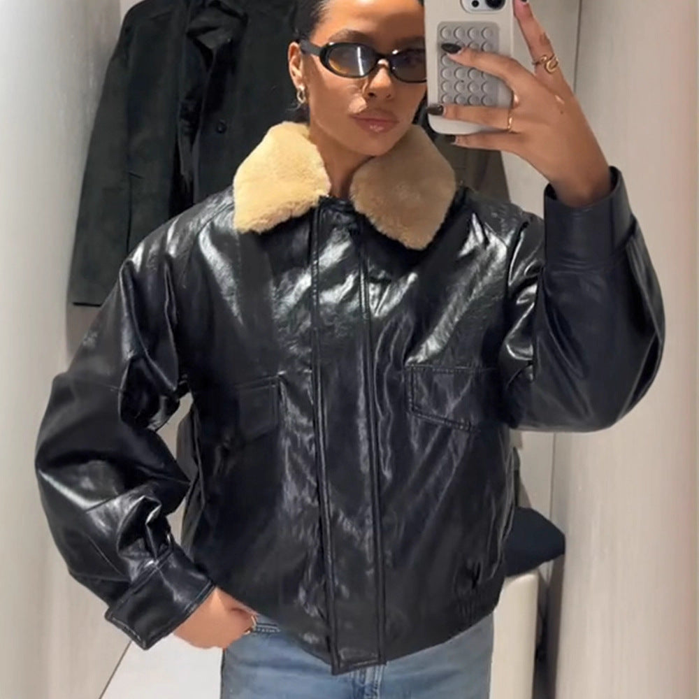 Damen Glänzende Oversize Lederimitat-Bomberjacke mit voluminösem Kunstfellkragen Nord Taschen