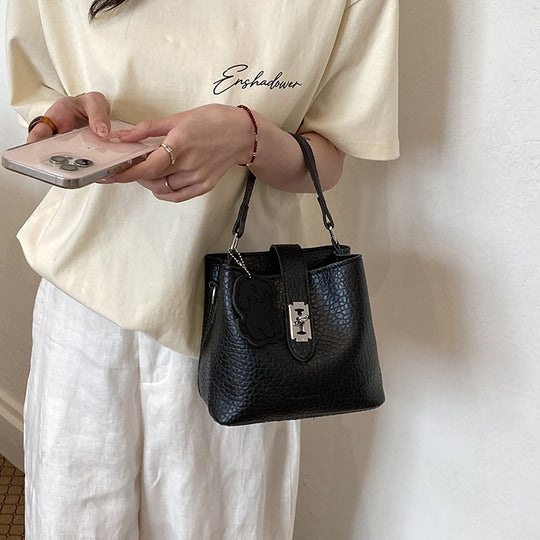 Damen Handtasche aus edlem Kunstleder mit strukturiertem Mehrzweck-Design Nord Taschen