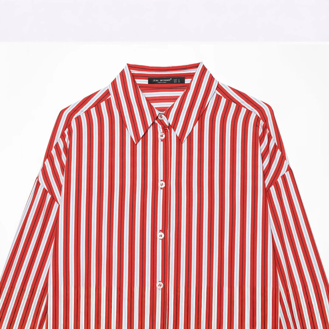 Damen Oversize-Hemdbluse mit Tropfenärmel, Kentkragen und durchgehender Knopfleiste Nord Taschen