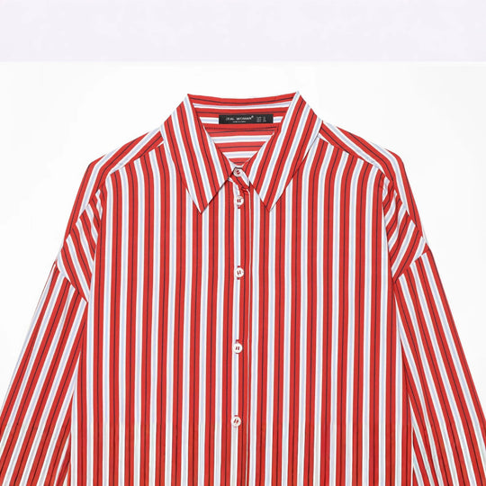 Damen Oversize-Hemdbluse mit Tropfenärmel, Kentkragen und durchgehender Knopfleiste Nord Taschen