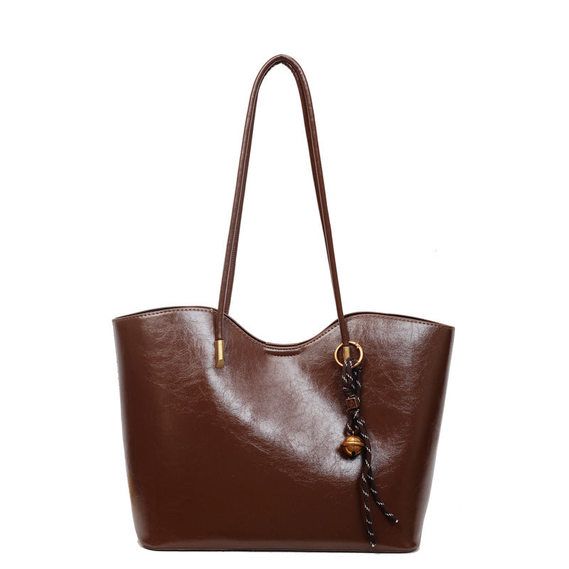 Damen elegante Shopper-Tasche mit dekorativem Anhänger Nord Taschen