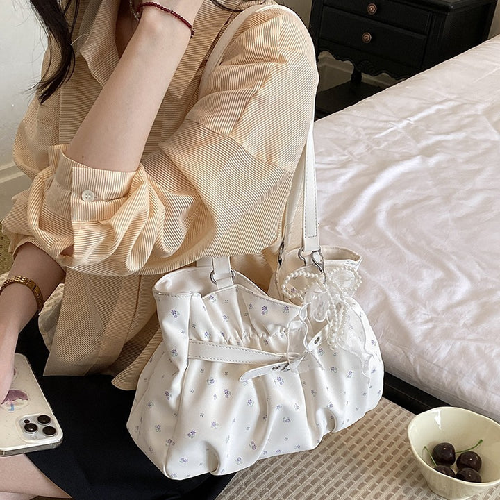 Damen modische Handtasche mit verspieltem Rüschendesign und eleganten Details Nord Taschen