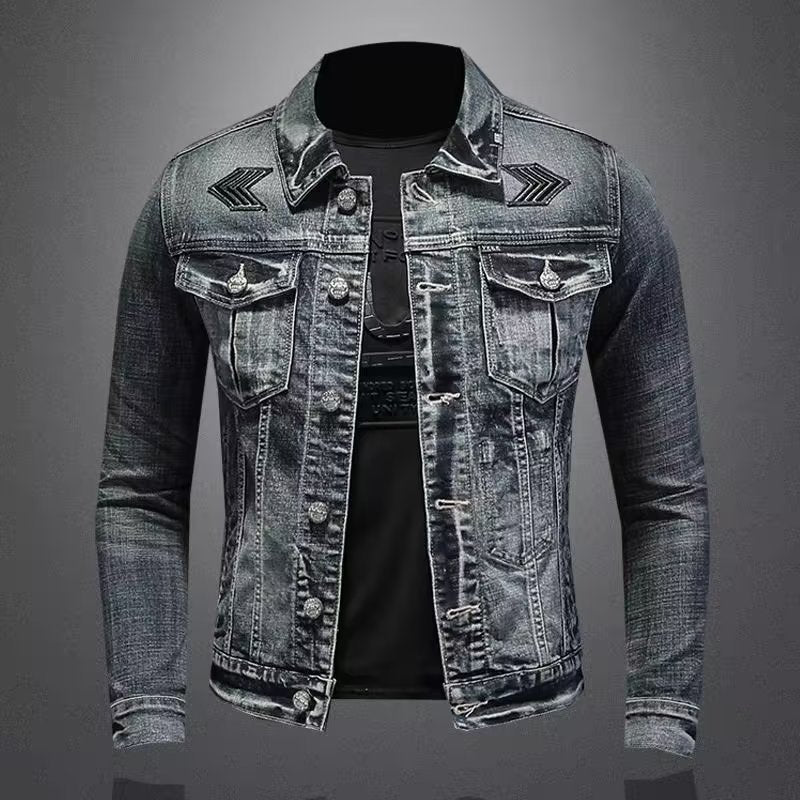 Herren Jeansjacke mit Used-Waschung, aufgesetzten Brusttaschen und dezenter Stickerei Nord Taschen