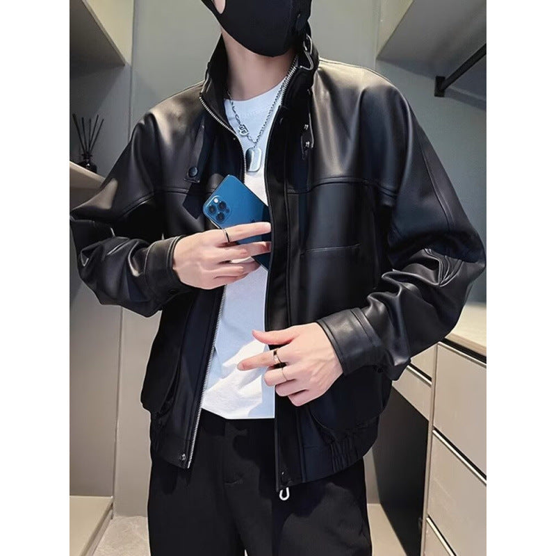 Herren Biker-inspirierte Kunstleder-Bomberjacke mit Stehkragen und elastischem Saum Nord Taschen