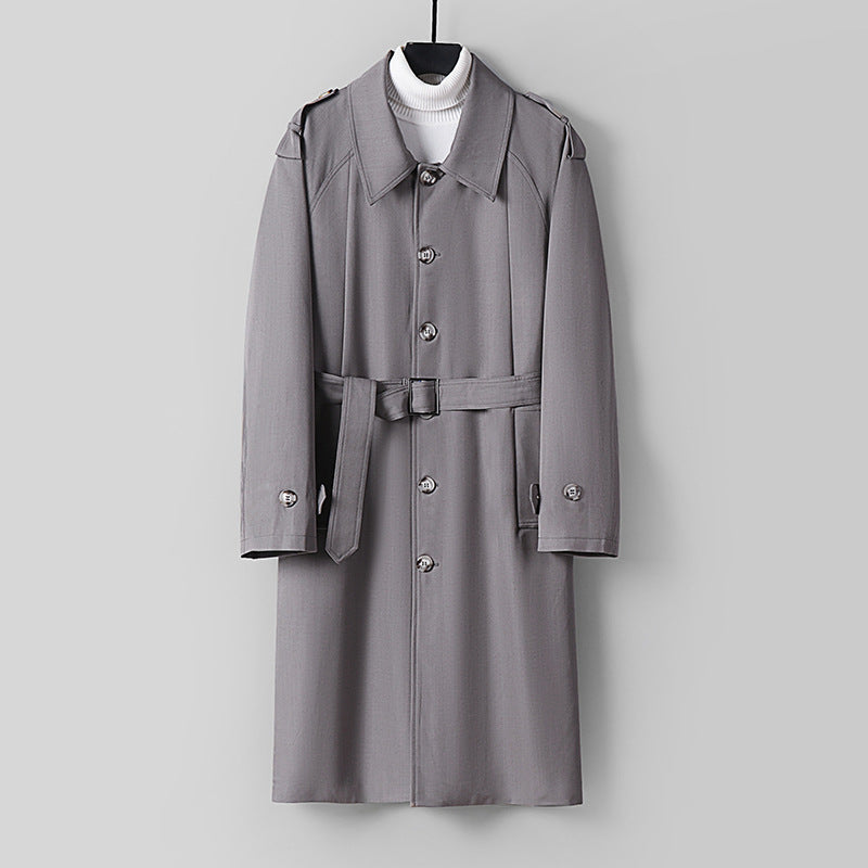 Herren Schlichter Twill-Trenchcoat mit verstellbarem Taillengürtel und Schulterpatten Nord Taschen