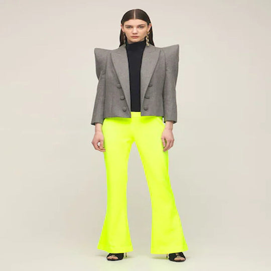 Damen Dreiteiliges Tailoring-Set mit betontem Schulterblazer, Top und Bermuda-Shorts Nord Taschen
