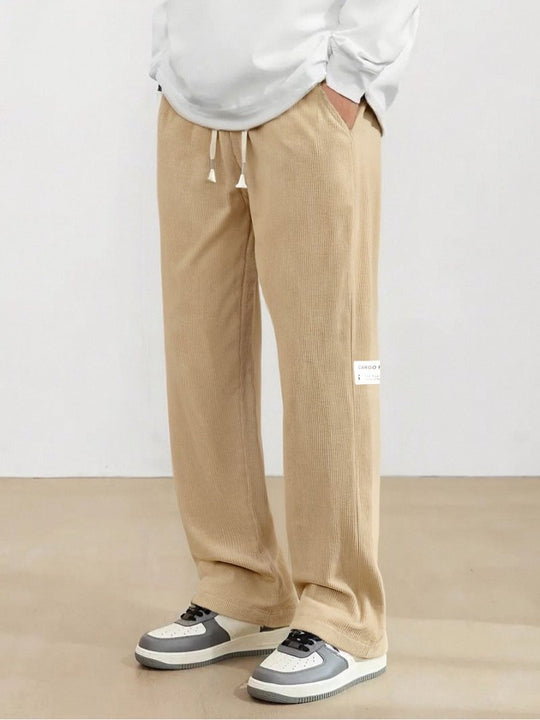 Herren Weite Cordhose im Relaxed-Fit mit Tunnelzug, geradem Bein & Label‑Patch Nord Taschen