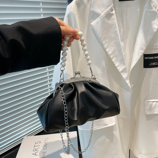 Damen elegante Clutch mit Perlenschnur und Kettenakzent Nord Taschen