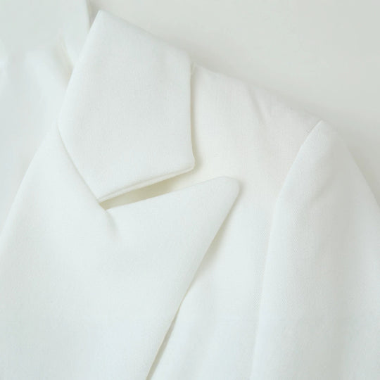 Damen Doppelreihiger Longline-Blazer mit Schalkragen und goldenen Zierknöpfen Nord Taschen