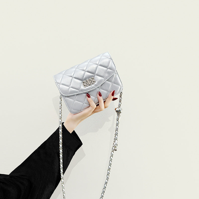 Damen Clutch-Tasche mit elegante Steppung und funkelndem Verschluss Nord Taschen