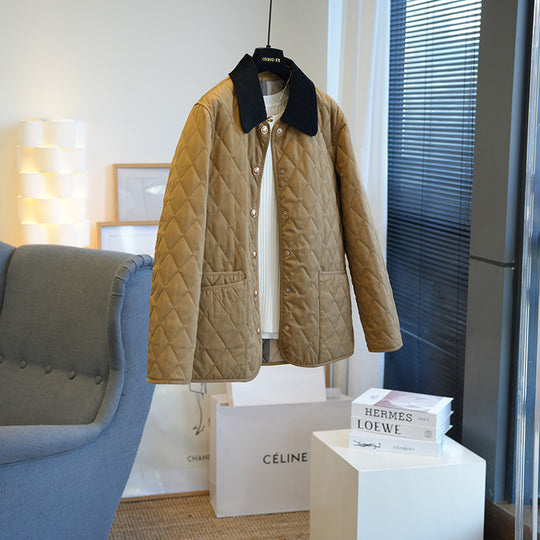 Damen Leichte gesteppte Übergangsjacke mit Cordkragen und Druckknopfleiste Nord Taschen