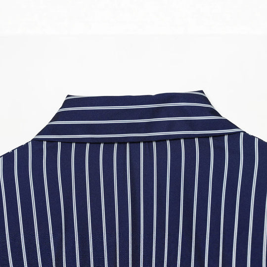 Damen Hemdblusenkleid mit Taillengürtel und kontrastierten Manschetten Nord Taschen