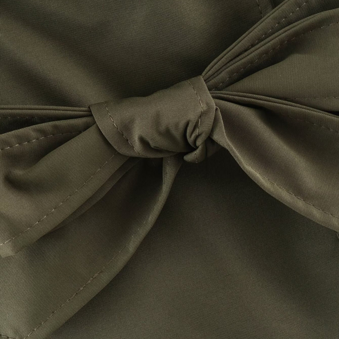 Damen Taillierte Kurz-Trenchjacke mit Bindegürtel und Schulterpatten Nord Taschen