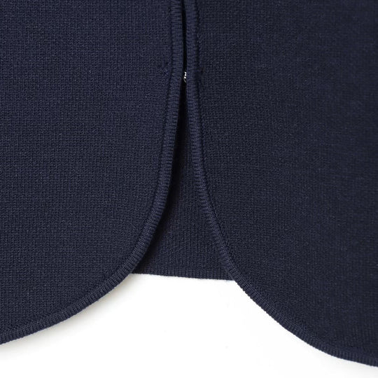 Damen Kurze strukturierte Shaket-Jacke mit Stehkragen, dekorativen Reihenknöpfen und verlängerten Manschetten Nord Taschen