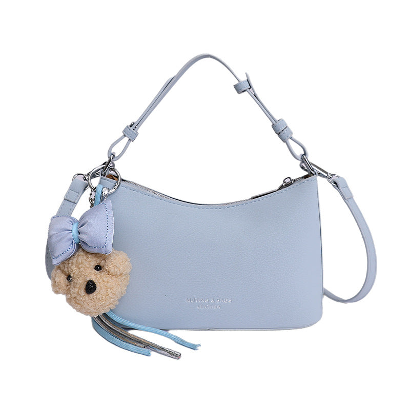 Damen Schultertasche mit niedlichem Anhänger Nord Taschen
