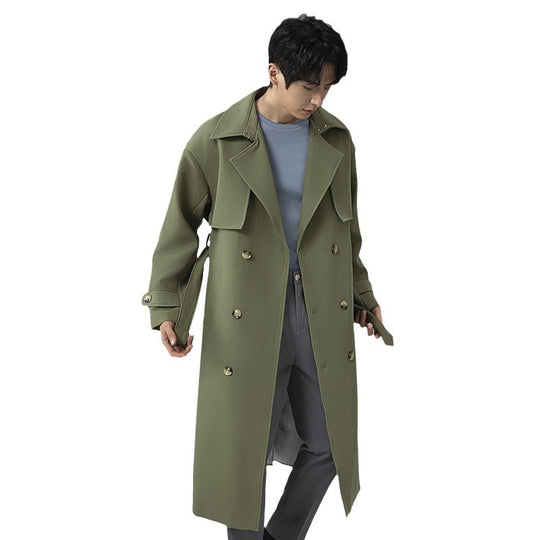 Herren Trenchcoat im minimalistischen Doppelreiher mit breitem Schalkragen und Taillengürtel Nord Taschen