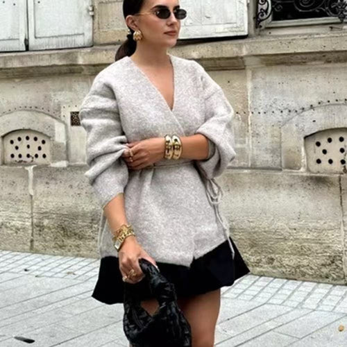 Damen Wickel-Cardigan aus grob gestricktem Wollmix mit V‑Ausschnitt und Ballonärmeln Nord Taschen