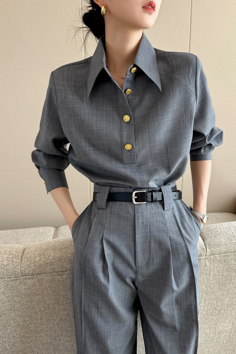 Damen Elegante und vielseitige Bluse mit Knopfdetail Nord Taschen