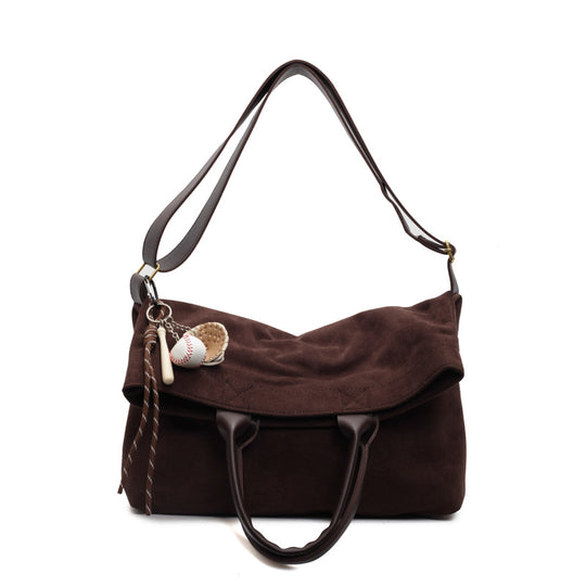 Damen stilvolle Schultertasche mit abnehmbarem Schlüsselanhänger Nord Taschen