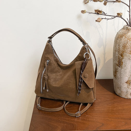 Damen Hobo-Tasche aus hochwertigem Wildleder mit modischen Akzenten Nord Taschen