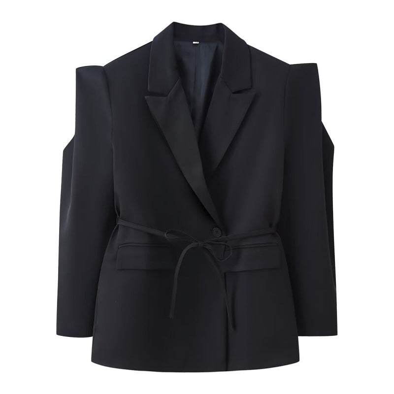 Damen Taillierter Blazer mit zarter Bindeband-Taille, betonter Schulterpartie und Pattentaschen Nord Taschen