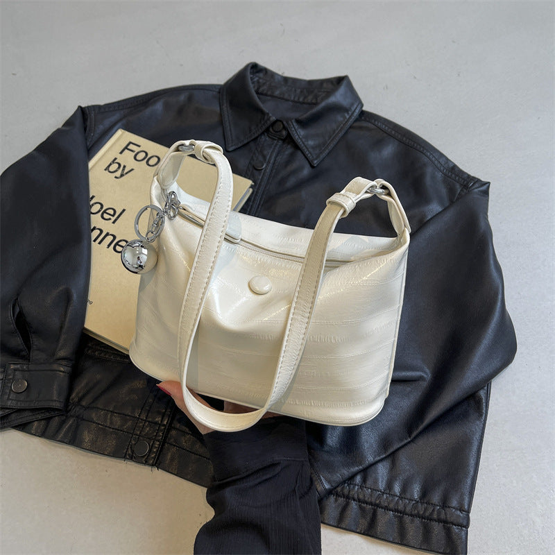 Damen Handtasche im eleganten Wellen-Design | Nord Taschen