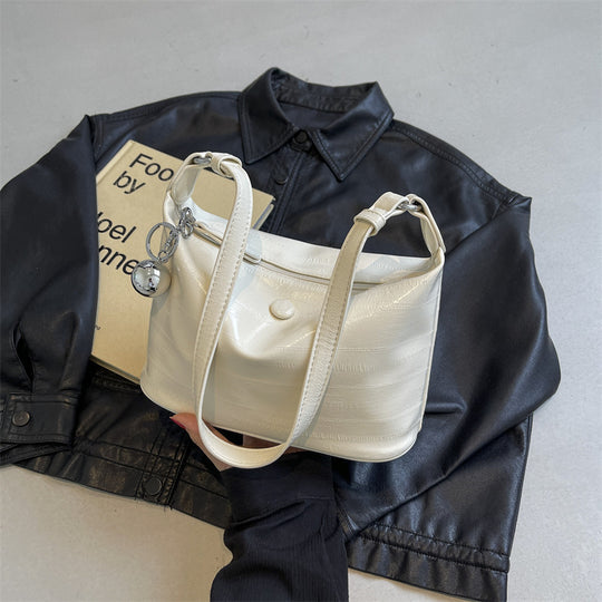 Damen Handtasche im eleganten Wellen-Design | Nord Taschen